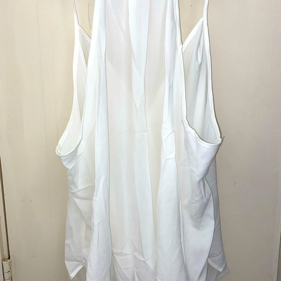 SHEIN Plus White Crossover Tanktop Size 4XL - Picture 2 of 4